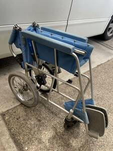 車椅子 折りたたみ　介助式 アルミ製　中古品