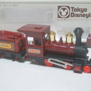 ☆トミカ1983年製 東京ディズニーランド ウエスタン・リバー鉄道:Tokyo Disneyland WESTERN RIVER RAILROAD(チョコレートブラウン)希少品！の画像6