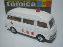 ☆トミカ 横浜市中消防署特注 36-2-? ニッサンキャラバン救急車:NISSAN CARAVAN AMBULANCE(ホワイト/オレンジシート/薄青ウインドー)美品！_画像6