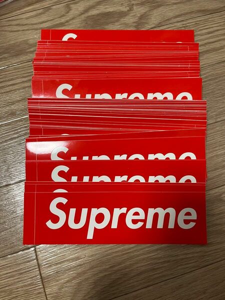 Supreme box logo ステッカー