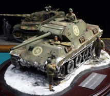 1/35 ドイツ軍 M10偽装パンター（アルデンヌ1944） ジオラマ制作完成品(オーバルベース 幅20ｃｍ×奥行30ｃｍ）_画像7