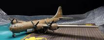 1/72 アカデミー（AcademyModels） アメリカ陸軍 航空隊 B-29A爆撃機 制作完成品 （作品サイズ全長419.1mm / 全高117.6mm/ 全幅598.2mm）_画像2