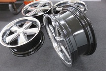 セール 新品 VW 空冷 ポルシェアロイ FUCHS 17X7J 5H 130 +35 ４本 ポリッシュ ビートル カルマンギア バス Boxster ボクスター 986_画像3