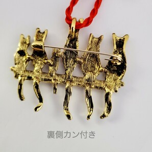猫のブローチ ペンダント兼用 猫６匹 ゴールド 猫の雑貨 HANAKOの画像4