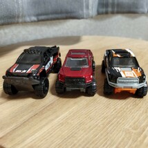 ホットウィール HOTWHEELS 3台セット SANDBLASTER / '17 FORD F-150 RAPTOR（赤) / (黒) 開封品_画像1