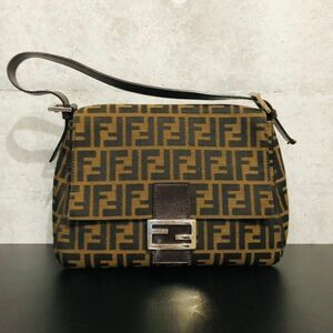 yt3012【80】//FENDI★フェンディ　マンマバケット　ズッカ　ワンショルダーバッグ　2308-26325-008