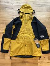 新品未使用品　The North Face 1994 Retro Mountain Light Futurelight Jacket size M Arrowwood Yellow ノースフェイス　マウテンライト　_画像2