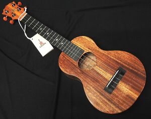 KoALOHA KCM-00 core ro is concert ukulele gloss finish ProTec case attaching .