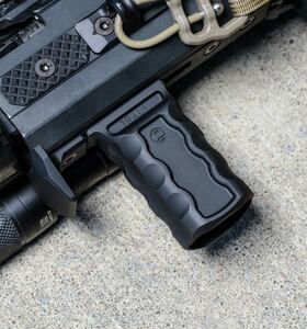 RAILSCALES RSB/M フォアグリップ タイプ　Blackレプリカ(トレポン PTW MWS DAS VFC GHK KAC LMT MARUI AIRSOFT パーツ SUREFIRE)