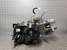 1379 スーパーカブ50 カスタム FI AA01 実働 エンジン 4速 セル付き 12V ホンダ_画像6