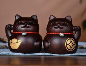 黒檀招き猫実木彫刻置物2枚