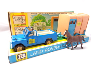 BRITAINS 9575 LAND-ROVER horse box and horse ブリテン ランドローバー ホースボックス アンド ホース （箱付）送料別