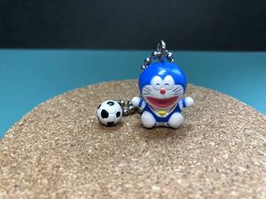 ドラえもん サポーターズスイング No.8 ウイングドラえもん サッカー #8 ユニフォーム フィギュア キーホルダー ボールチェーン