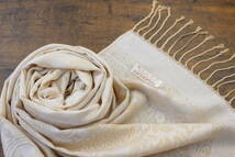 新品【パシュミナ Pashmina】ボタニカル柄 ライトベージュ系 L.BEIGE 大判 ストール カシミア100% Cashmere_画像2