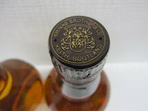 819 820 酒祭 洋酒祭 ウイスキー シーバスリーガル 12年 700ml 40度 2本セット! 未開栓 PREMIUM SCOTCH WHISKY CHIVAS REGAL ウイスキー_画像9