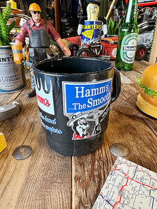 ハムズビール　スタッキングマグ　330ml　プラスチック製マグカップ　ハムズベアー ■ アメリカン雑貨 アメリカ雑貨