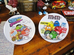 m&m's缶バッジ Lサイズ（2種セット） ■ アメリカン雑貨 アメリカ雑貨