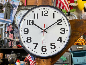 シカゴ・ライトハウス・インダストリー社 ウォールクロック（ホワイト文字盤） MADE IN U.S.A. ■ アメリカン雑貨 アメリカ雑貨 壁掛け時計