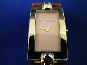 匿名配送 NINA RICCI N002 ニナリッチ レディース時計 電池交換済み 未使用 保管時の傷みあり