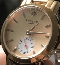 172-0382 kate spade NEW YORK ケイトスペード　レディース腕時計　金属ベルト　クオーツ　0544 電池切れ 動作未確認_画像10