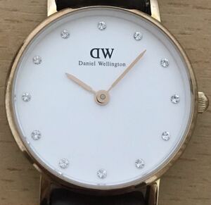 197-0242 Daniel Wellington ダニエルウェリントン レディース腕時計　革ベルト　クオーツ　Classy O26R10 電池切れ 動作未確認