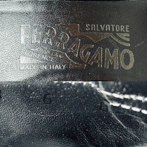 【新古品】Salvatore Ferragamo サルヴァトーレ フェラガモ フェラガモ サンダル ガンチーニ柄 6D 23.5cm ブラック ＊12の画像8