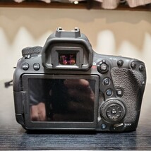 Canon　EOS6D Mark2 フルサイズ一眼レフカメラ　キャノン　_画像4