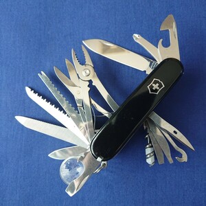 VICTORINOX(ビクトリノックス)スイスチャンプ (206)