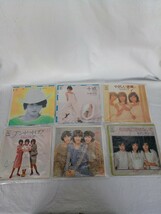 ジャンク 中古 長期保管 EP レコード 36枚セット 桜田淳子 中森明菜 キャンディーズ ピンクレディー 山口百恵 榊原郁恵 動作未確認_画像3