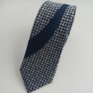 1円【未使用】西陣織　ネクタイ　服飾品　小物　シルバー　美品　和柄　ネクタイ