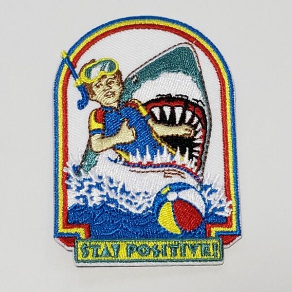 B-8【 アイロンワッペン 】鮫 サメ シャーク SHARK アメコミ アメリカンコミックス 【 刺繍ワッペン 】 アップリケ