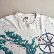 90s ヴィンテージ フルーツオブザルーム カナダ バンクーバー島Tシャツ AOP 全面プリント Fruit Of The Loom Vintage 1円スタート 古着卸_画像4