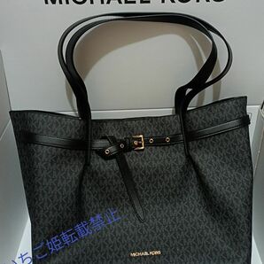 タイムセール☆MICHAEL KORS ラージトートバッグ☆新品☆通勤通学☆ブラック 黒　モノグラム　シグネチャー　マイケルコース