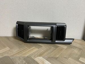 ホンダステップワゴンRK1 RK2 RK3 RK4 RK5 RK6センター オーディオ ナビ パネル中古品です 