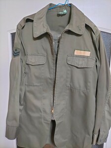 自衛隊旧型式戦闘服上下中古品クリ―ニング済み約38年前物　LARGE？当方当時181cm，66kgでした。