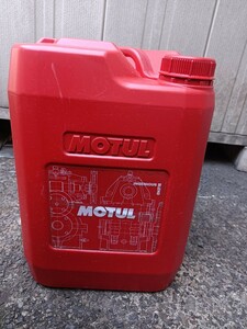 空きポリタンク　MOTUL