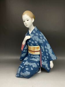 S19) 博多人形 着物 伝統工芸品 和服 和物 日本人形 女の子 郷土玩具 和風オブジェ ドール レトロ アンティーク 置物 インテリア 飾り