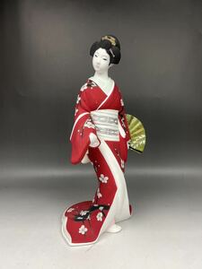 S19) 博多人形 着物 伝統工芸品 和服 和物 高さ36㎝ 郷土玩具 日本人形 和風 民芸品 置物 オブジェ 飾り レトロ 赤 風俗人形 インテリア