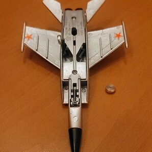 YONEZAWA TOYS DIAPET NO.008-09142 MIKOYAN MIG 25NUSSRI 戦闘機 当時物 飛行機 レトロの画像2