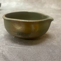 備前焼 梅山 天然 青 番茶器 揃 セット 宝瓶 湯呑み 湯冷し 急須 古美術 窯変 共箱 在銘有り 時代物 茶道具 煎茶道具 _画像6