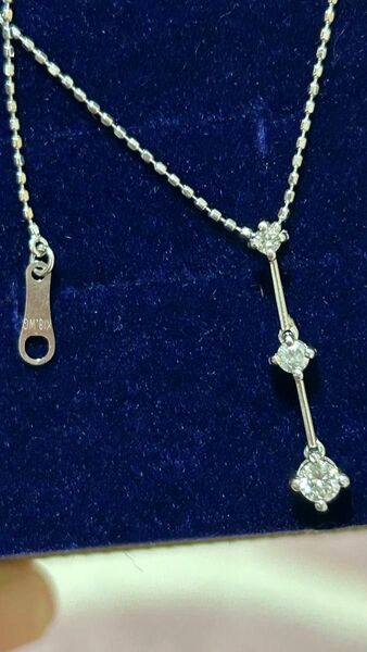 めちゃ可愛い キラキラチェン 18金WG ネックレス 0.20ct トリロジーダイヤモンド
