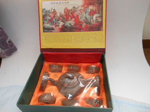 R２４．０１TP-No２０２ 中国茶器セット 宣興紫砂 未開封保管品（写真にてご確認を）