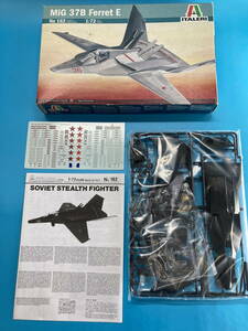 △Y228【未組立】ITALERI 1/72 Aircraft No.162 MIG-37B Ferret E Model Kit by Italer プラモデル