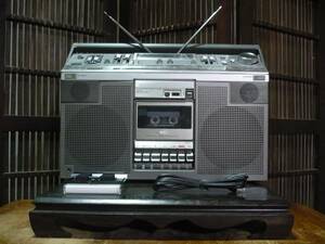 古典ラジカセ SONY CFS-686 Hi-Fi音質 取り扱い説明書付き ( 1978年製 ￥69.800) アンテナ新品 上級美品　整備終了品 