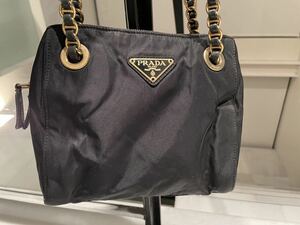 PRADA プラダ テスート キルティング ゴールドチェーン ショルダーバッグ バッグ ナイロン 黒