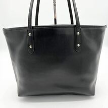 1円【極美品】COACH コーチ ビジネス バッグ シボ レザー トートバッグ チャーム付 ブラック 黒 メンズ 大容量 A4サイズ 仕事 通勤 肩掛け_画像4