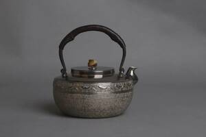 純銀保証 蔵六居造 如意鎖紋 湯沸 銀瓶 純銀製 時代物 煎茶道具 