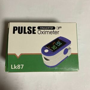 Pulse Finger Oximeter オキシメーター血中酸素濃度計 家庭用ウェルネス 機器　心拍　脈拍測定器 家庭用