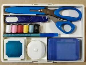 ソーイングセット 裁縫セット シンプル ボックス 鋏ブルー