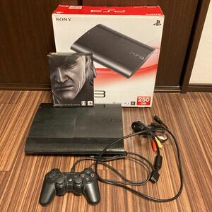 PlayStation3 CECH-4200B 本体ホワイト　250GB メタルギア　4 セット